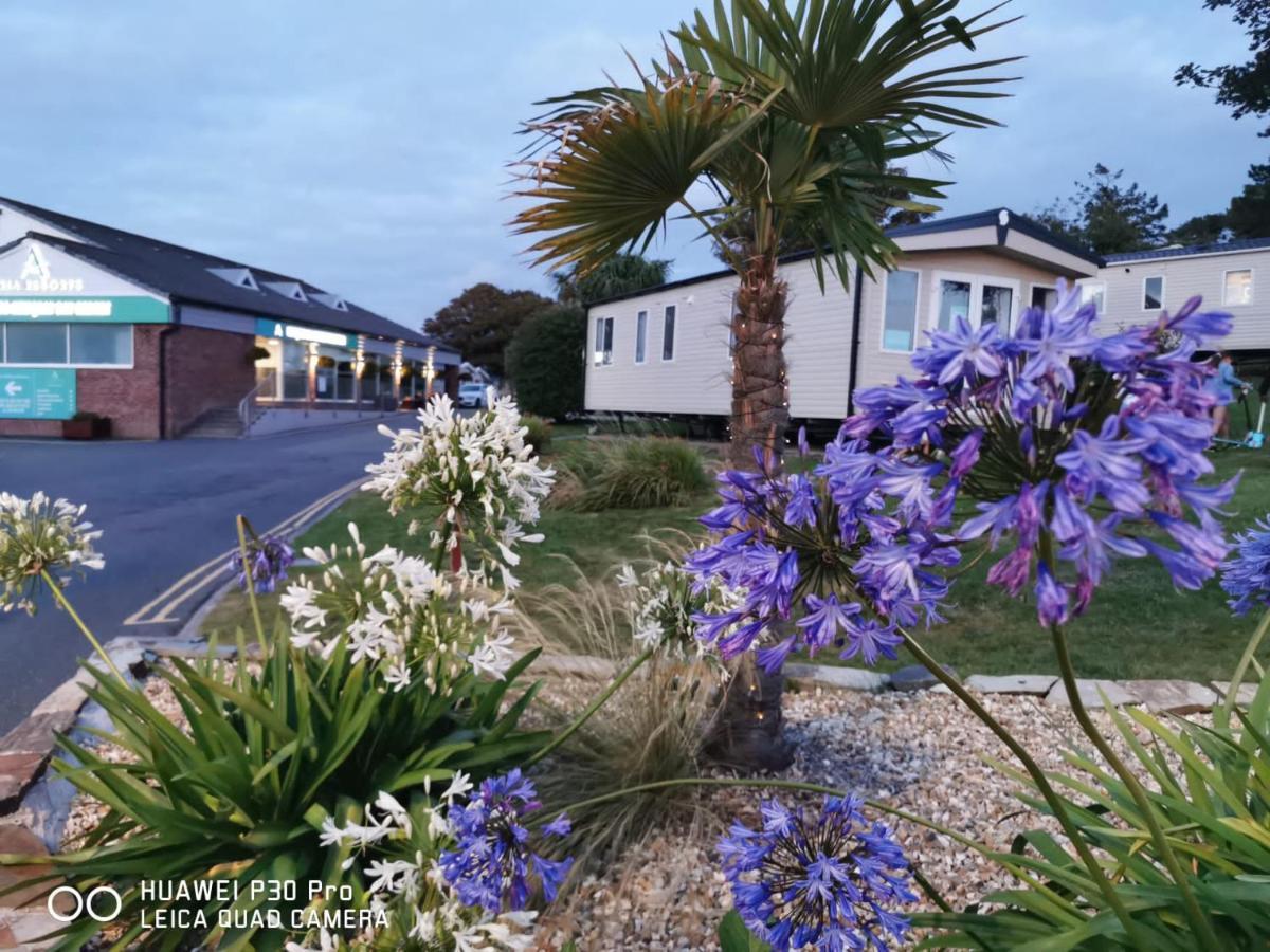 Newquay Buy Resort Holiday Zewnętrze zdjęcie